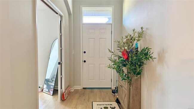 Foto del edificio - 9196 Cres Lodge Cir