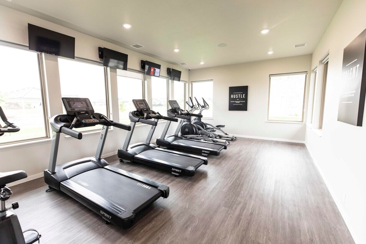 Foto principal - Brand New Apartments & Clubhouse!