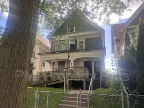 Building Photo - 2851 N 24th Pl