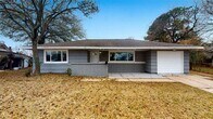 Foto principal - 10210 Valencia Dr