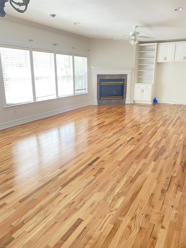 Building Photo - 5145 Wild Rose Way