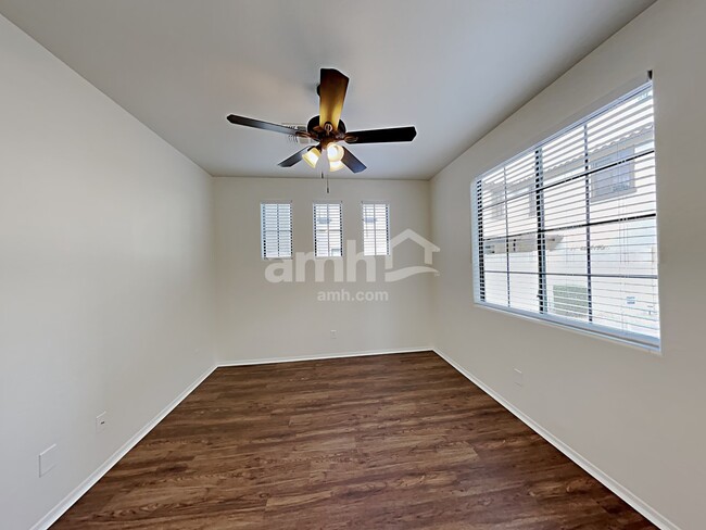 Foto del edificio - 2357 W Sleepy Ranch Rd