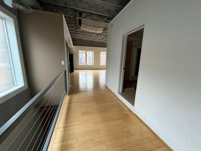 Foto del edificio - 10 E Broadway