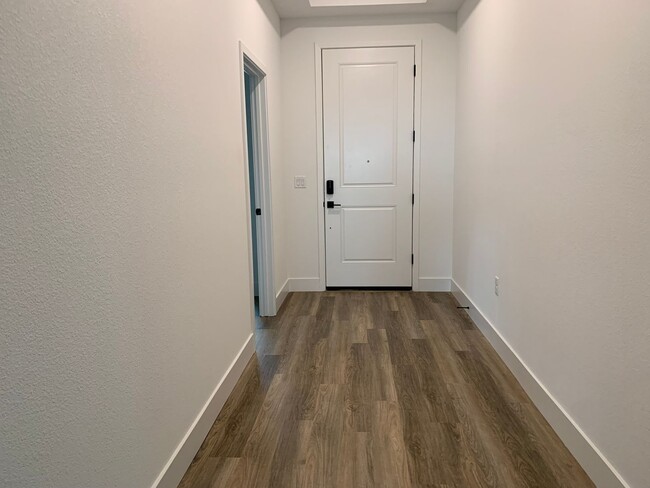 Building Photo - Brand NEW 4 bedroom 1 story home Rancho Co...