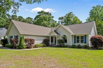Building Photo - 331 Long Leaf Dr