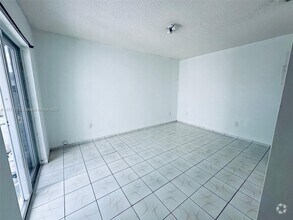 Building Photo - 18501 SW 115th Ave