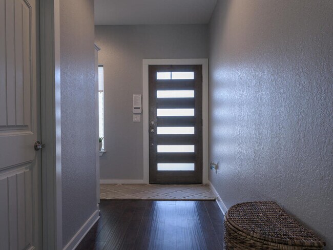 Foto del edificio - 503 Kemp St