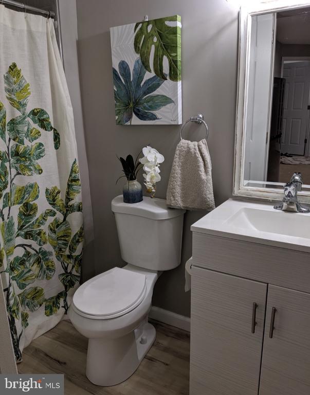 Building Photo - 4657 Deepwood Ct