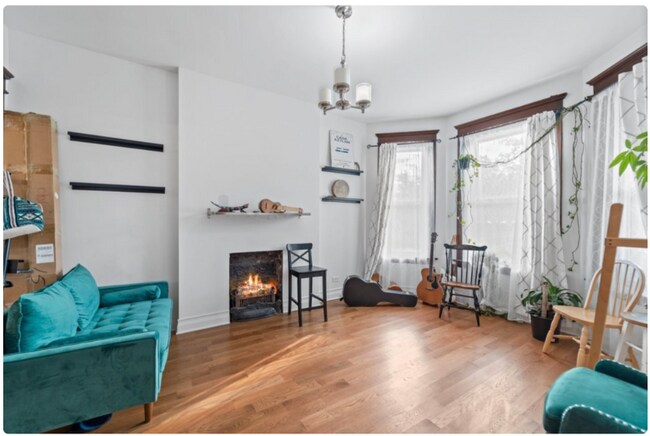 Photo - 1857 S California Ave Apartment