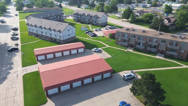 Allura Gardens Apartments