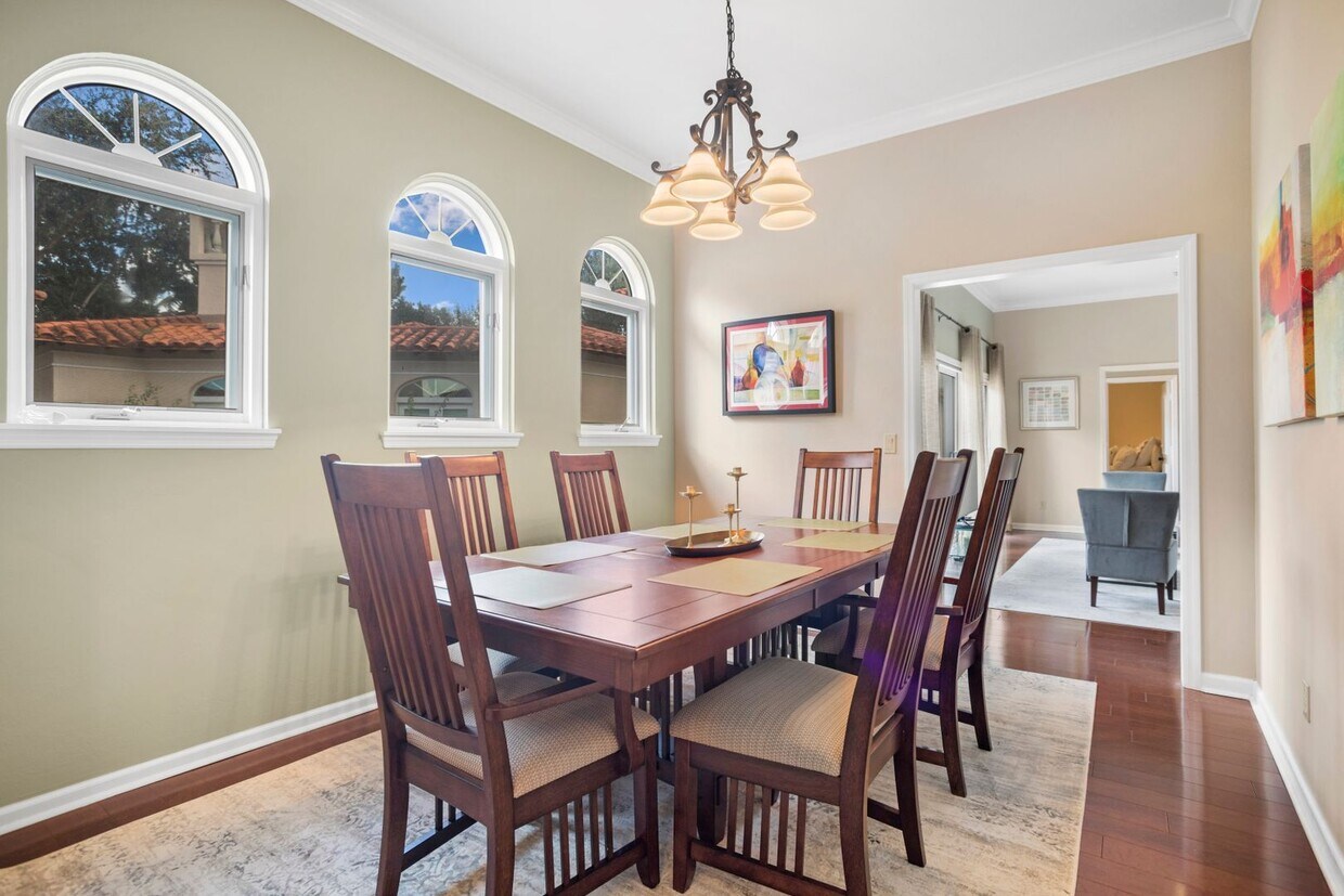 Naples Luxury Vacation Rentals | Full-Service Management - The Holiday Life, image size:1240x827