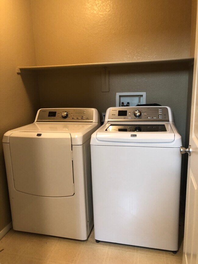 Laundry Room. Upgraded washer / dryer - 3444 Lonesome Drum St