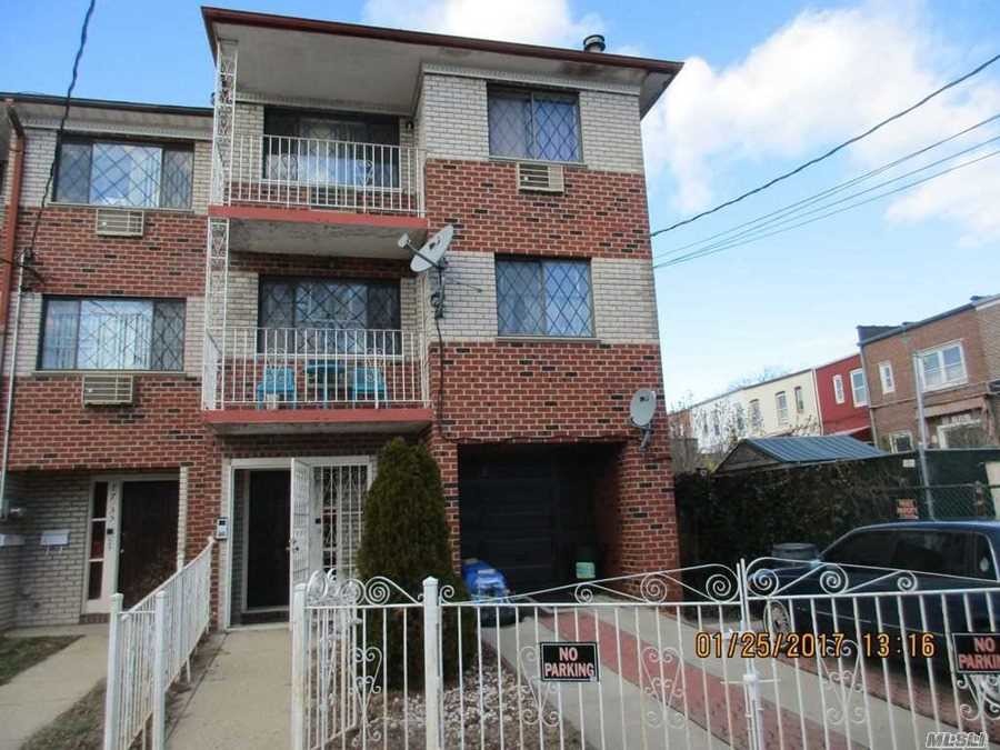 Primary Photo - 7737 Furmanville Ave