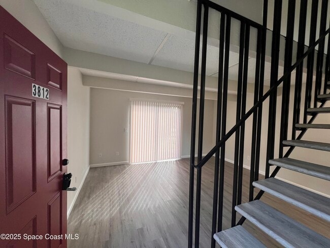 Building Photo - 3812 Overlook Dr