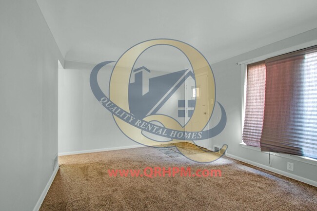 Foto del edificio - Charming Flint Home - Available Now!   2 W...