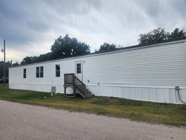 Building Photo - 21337 W Knox Dr