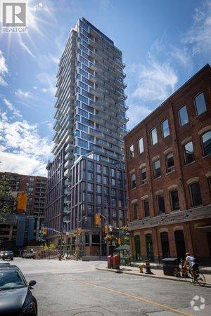 Building Photo - 2A-262A Church St
