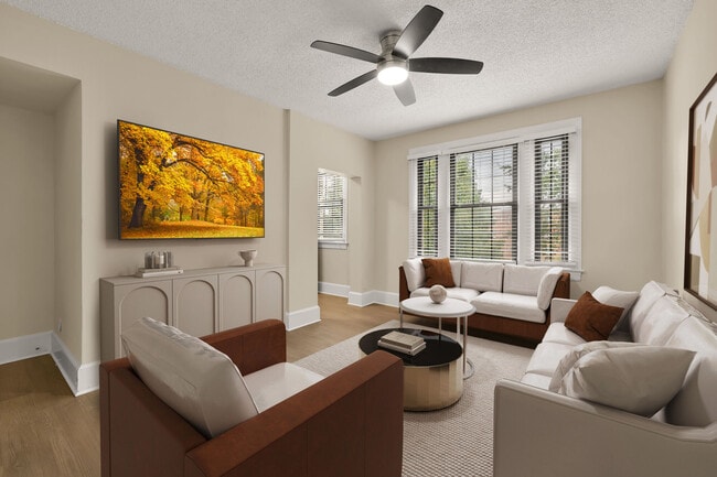 Photo - Connecticut Plaza Apartments