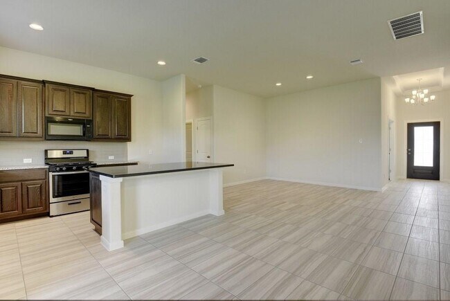 Building Photo - 108 Swift Water Loop