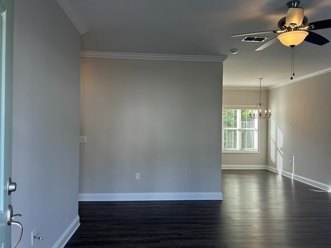 Building Photo - 308 Summercreek Cove