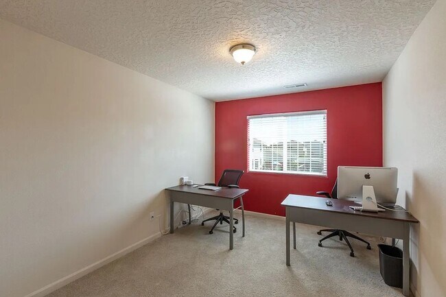 Foto del edificio - Introducing Your Dream Home in Cheney, Was...