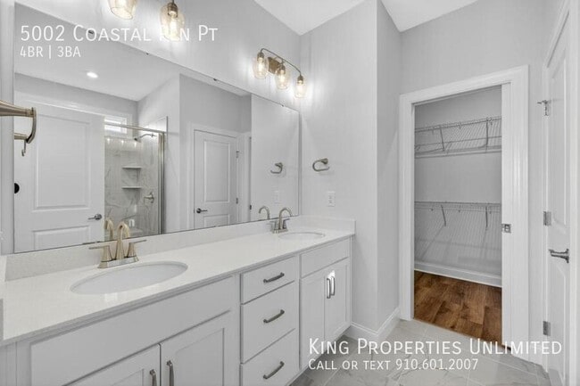 Foto del edificio - 5002 Coastal Pln Pt