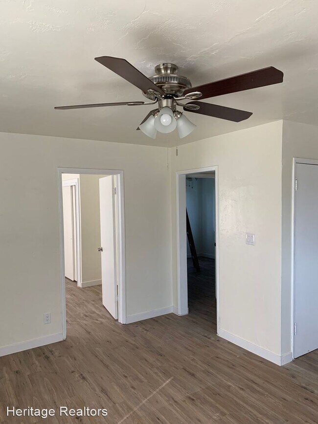 Building Photo - 2 br, 1 bath House - 322 Walnut Street