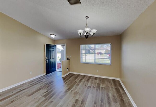 Foto del edificio - 3bed single family home for rent in Riverv...