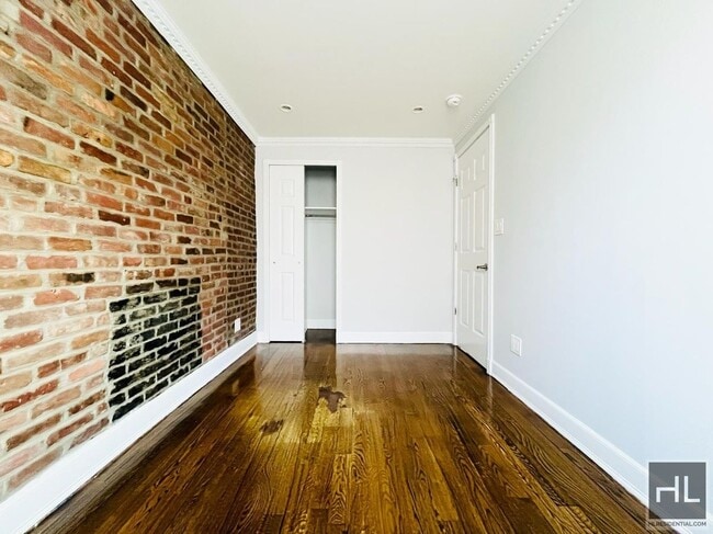 Building Photo - Avenue A