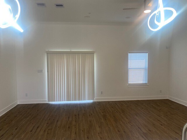 Foto del edificio - 4539 Rosemont St