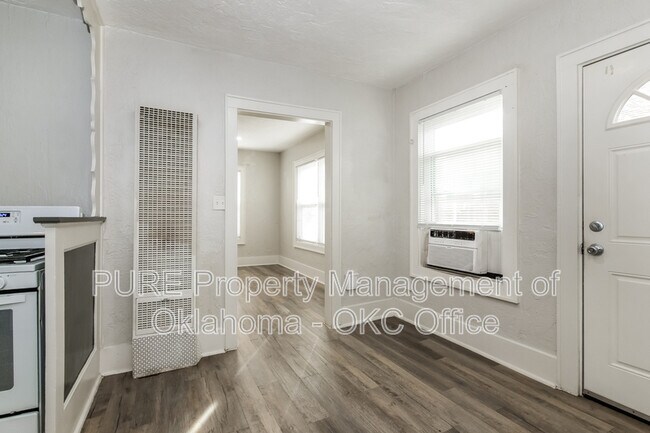 Foto del edificio - 2143 NW 29th St