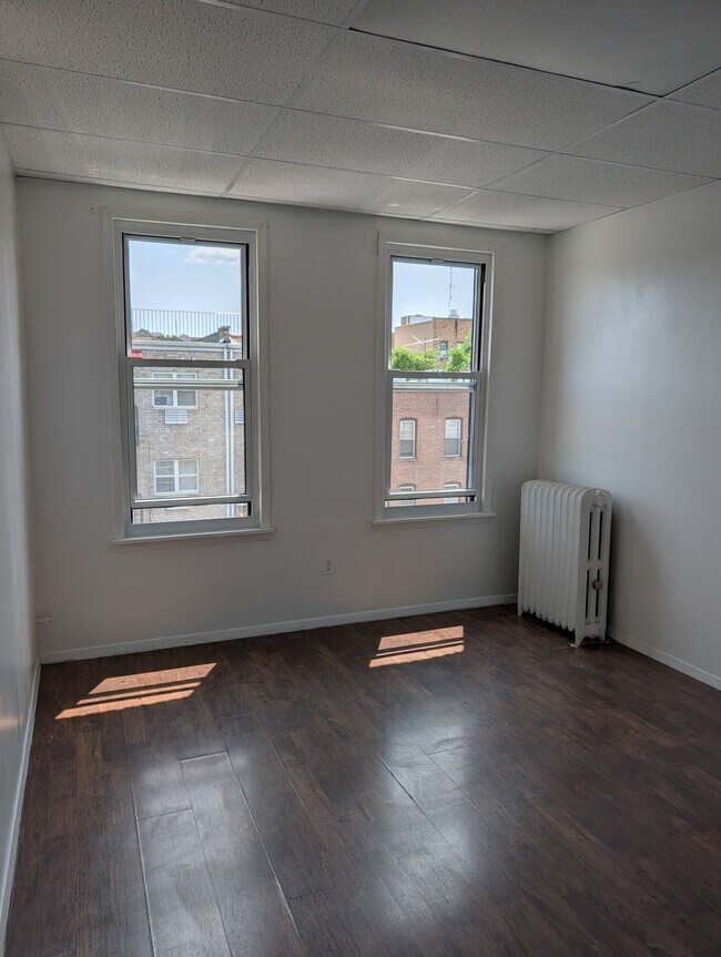 Building Photo - 28-19 Steinway St