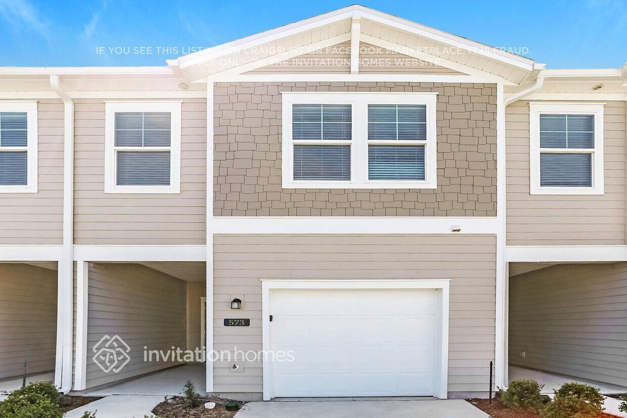 Primary Photo - 573 Cherry Ridge Dr