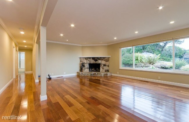 Building Photo - 4 br, 3 bath House - 827 Viewridge Drive
