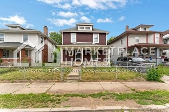 Building Photo - 3514 N Illinois St