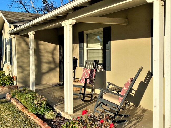 Foto del edificio - Redlands Cottage Near University