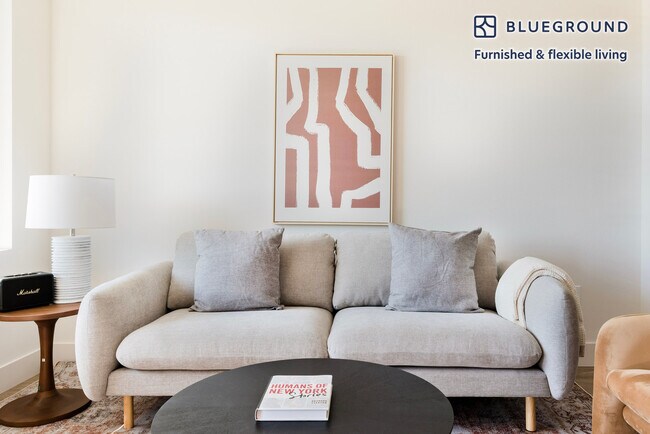 Foto del edificio - 45060 Synergy St