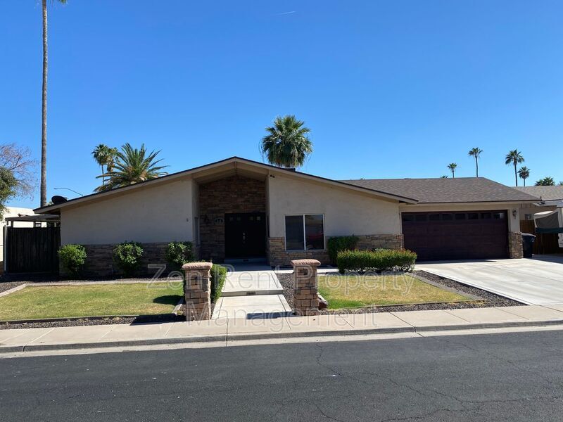 Primary Photo - 815 W Juanita Cir