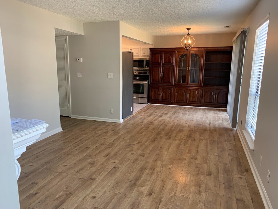 Foto principal - 5793 Brentwood Trce