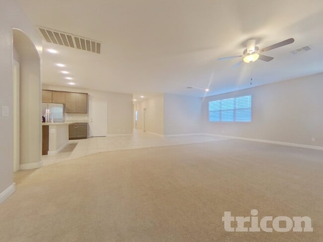 Foto del edificio - 11393 S 175th Dr