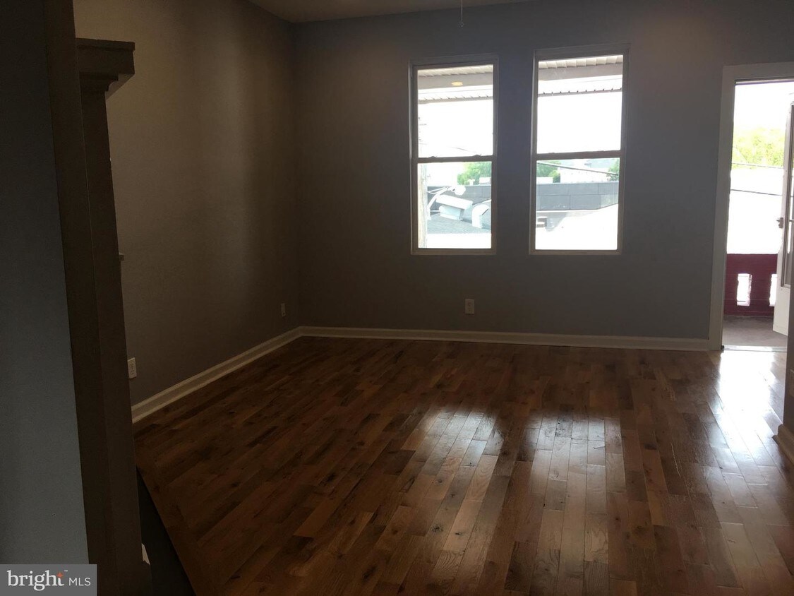 Foto principal - 4832 Sansom St
