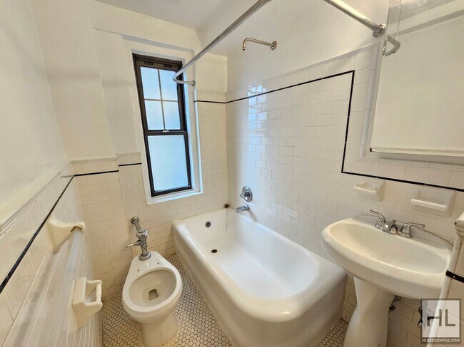 Foto del edificio - 1-Bedroom Apartment in West Village | 9th ...