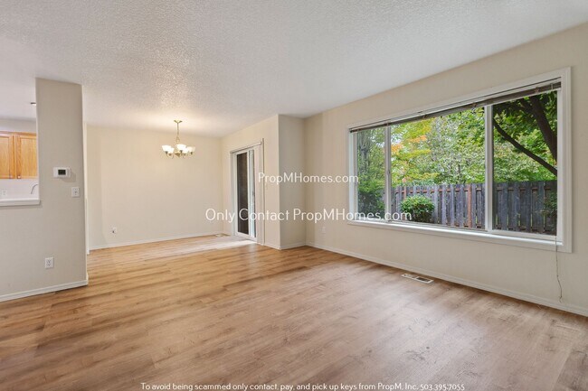 Building Photo - Bethany Gem: Suburban Living Near Parks and Shopping!