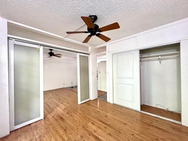 Foto del edificio - 1422 Heulu St
