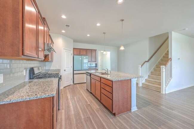 Building Photo - Cane Bay - 4 bedroom / 2.5 bath