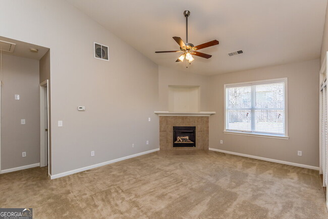 Building Photo - 152 Mill Creek Dr