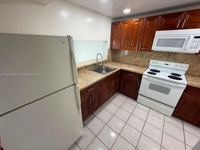 Foto del edificio - 11780 SW 18th St