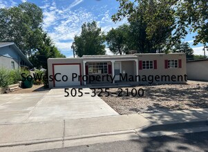 Building Photo - 820 N Watson Ave
