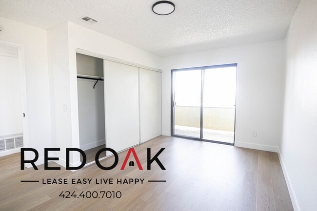 Foto del edificio - 7945 Lime Ave