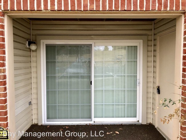 Building Photo - 309 Tall Pines Ct